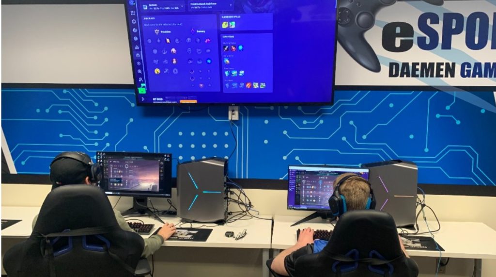 Daemen Esports Partners With Mobalytics